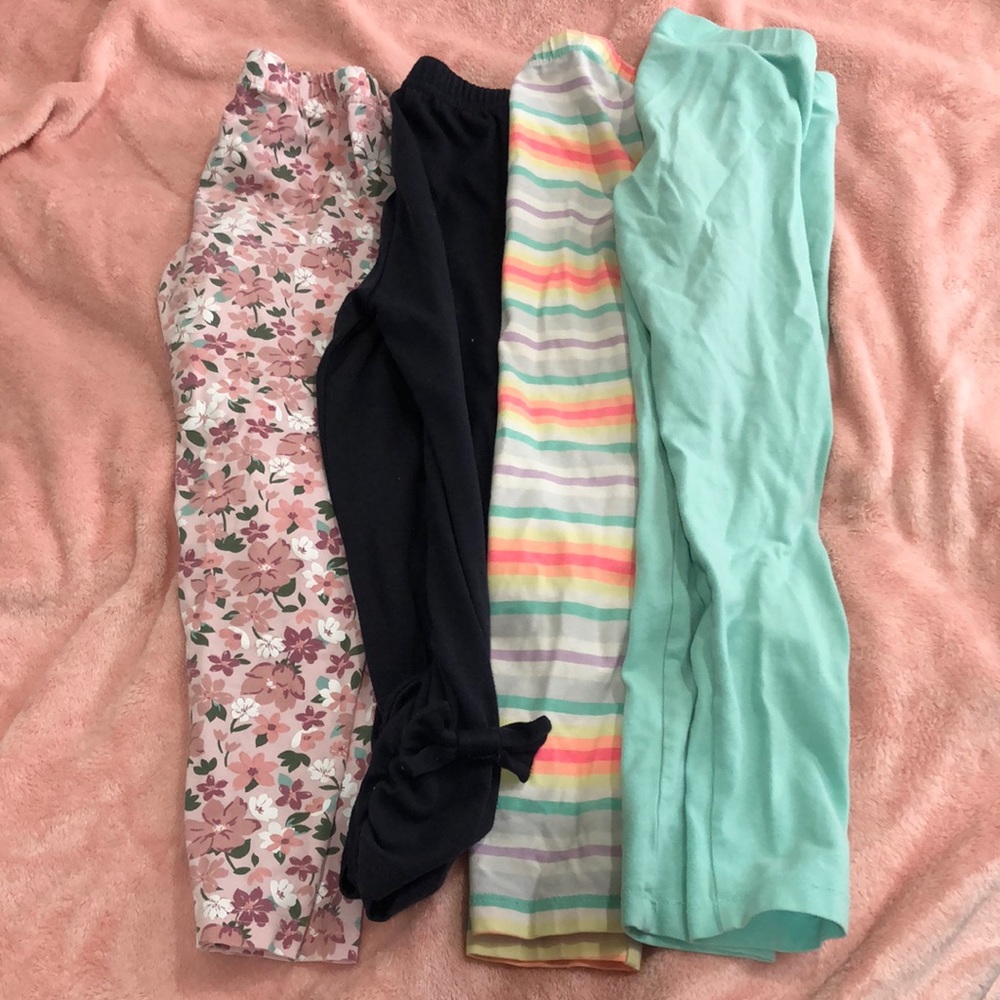 LOT OF 4 GIRLS LEGGINGS. BUNDLE 💕